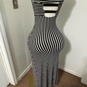 Black and White Striped Cutout Maxi Dress Large NWOT